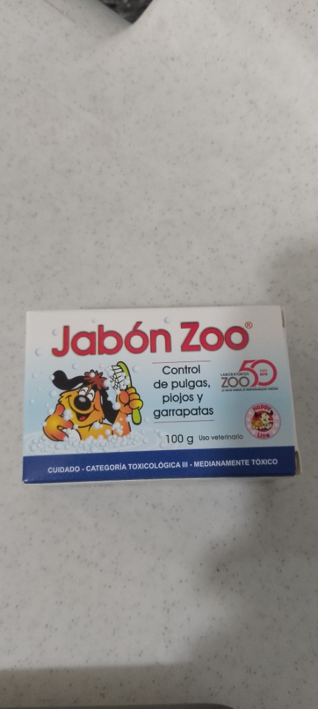 Jabón Zoo control pulgas 100g
