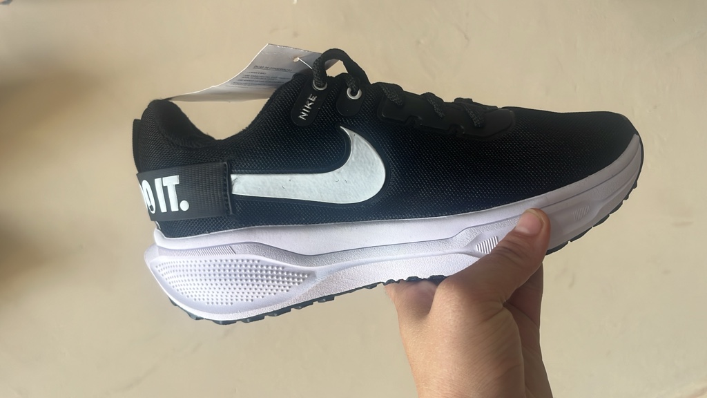 Nike preta esportiva