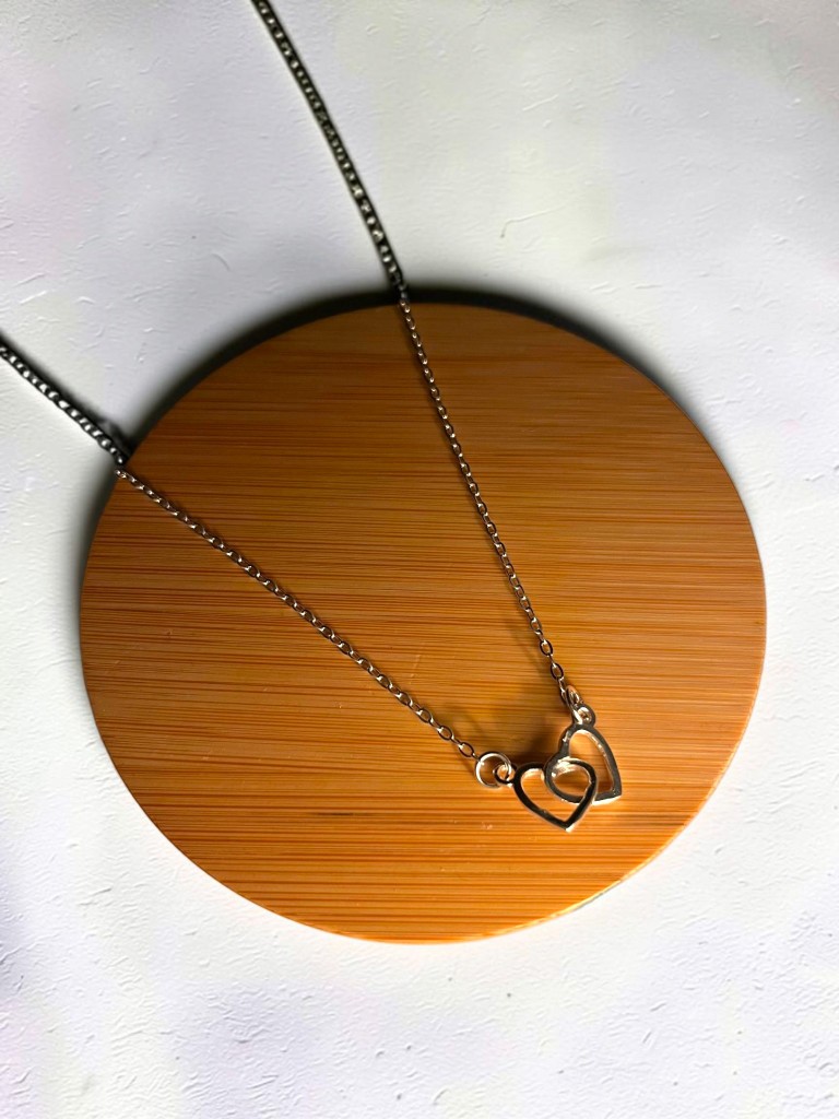 Collar doble corazon plateado
