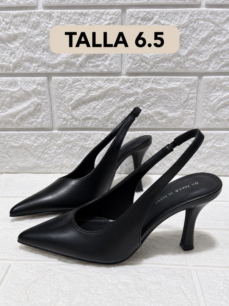 Tacones negros