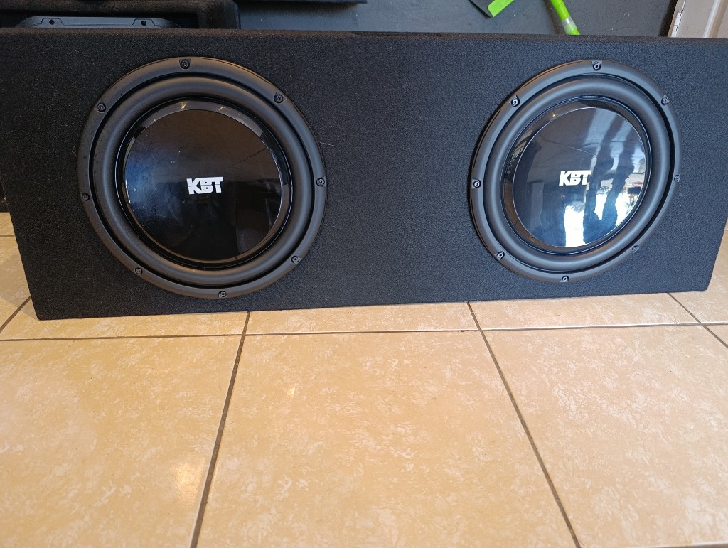 KBT doble subwoofer negro