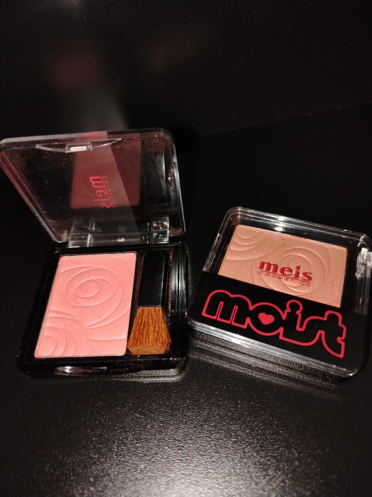 Rubor Meis Moist