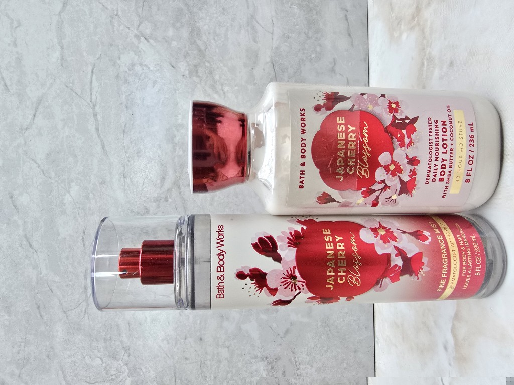 Bath & Body Works Japanese Cherry Blossom