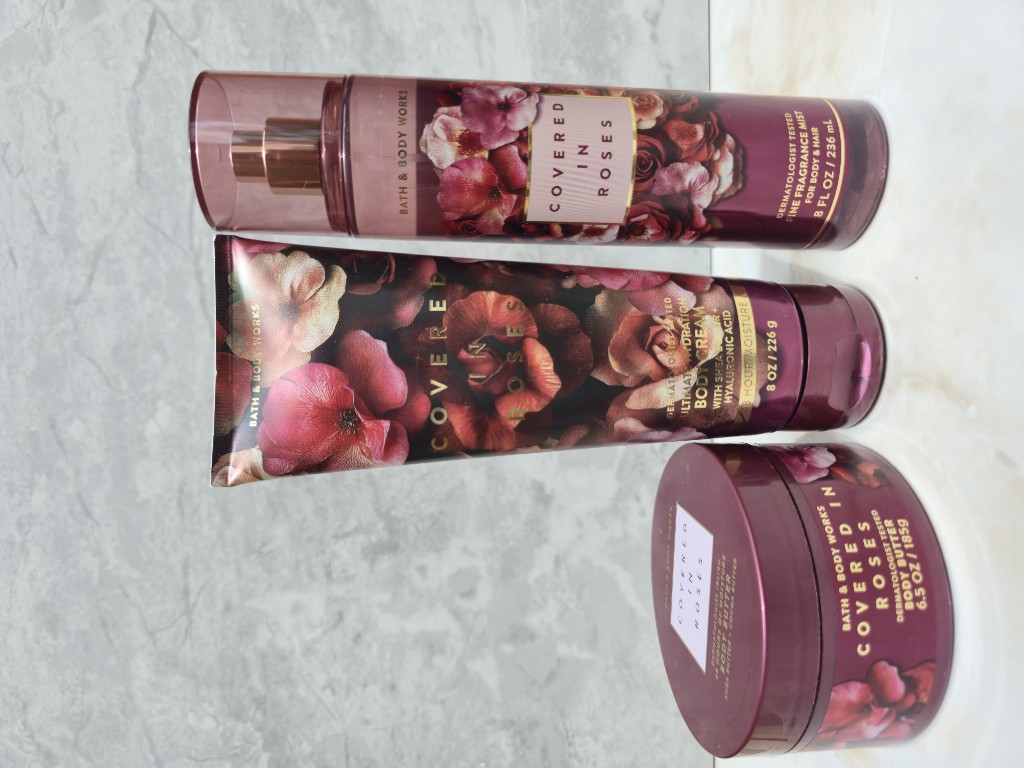Bath & Body Works Covered in Roses set