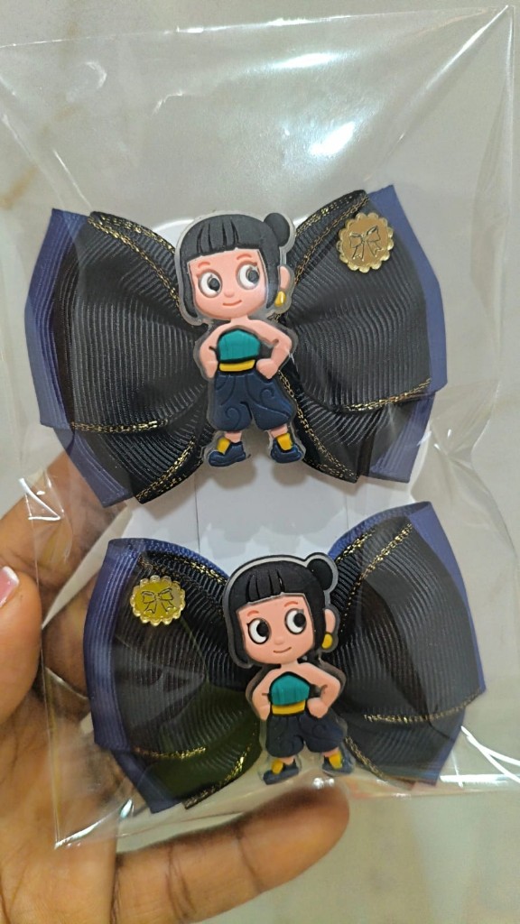 Laço infantil preto guerreira do K-pop (Zoy)