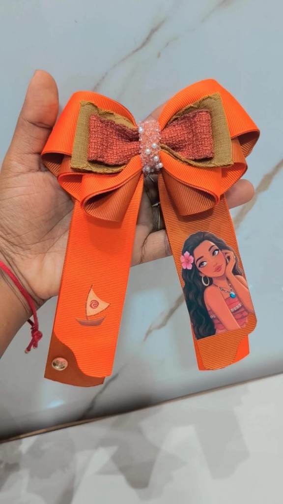 Laço Laranja e marrom (Moana)