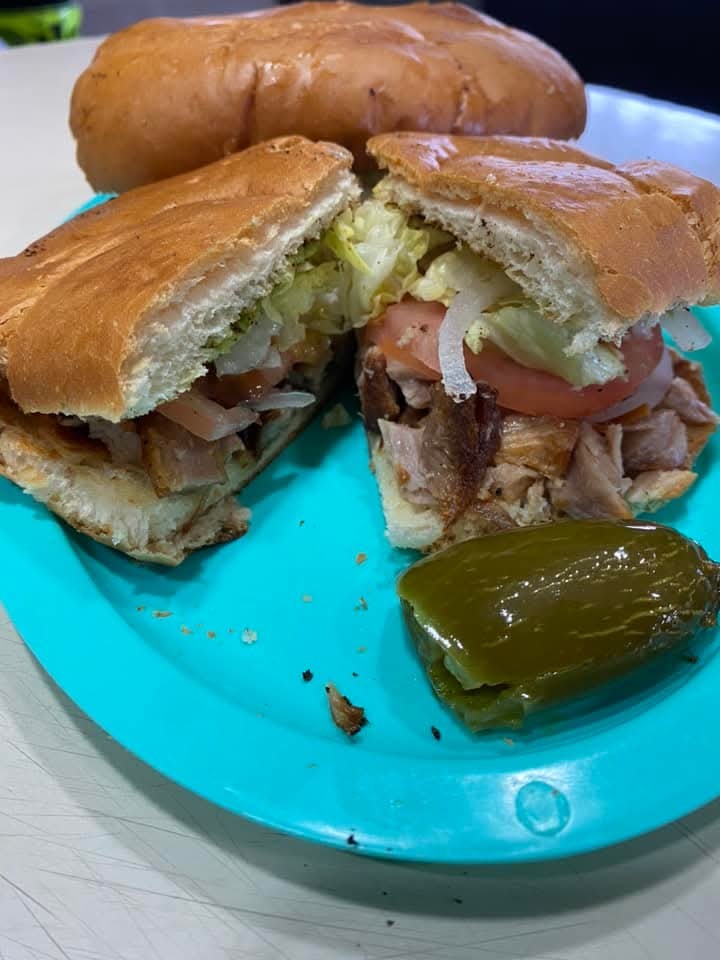 Torta de carnitas
