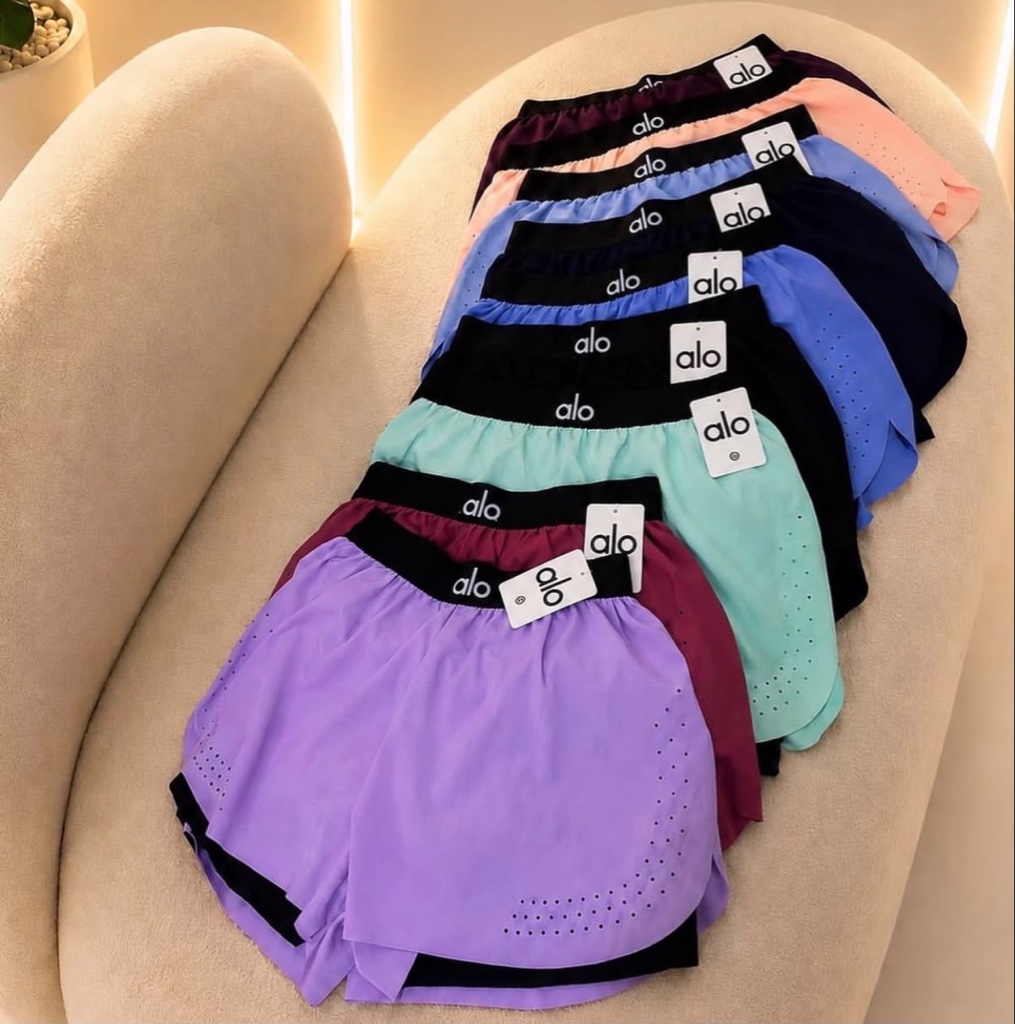 Shorts Duplo Alo corte a laser