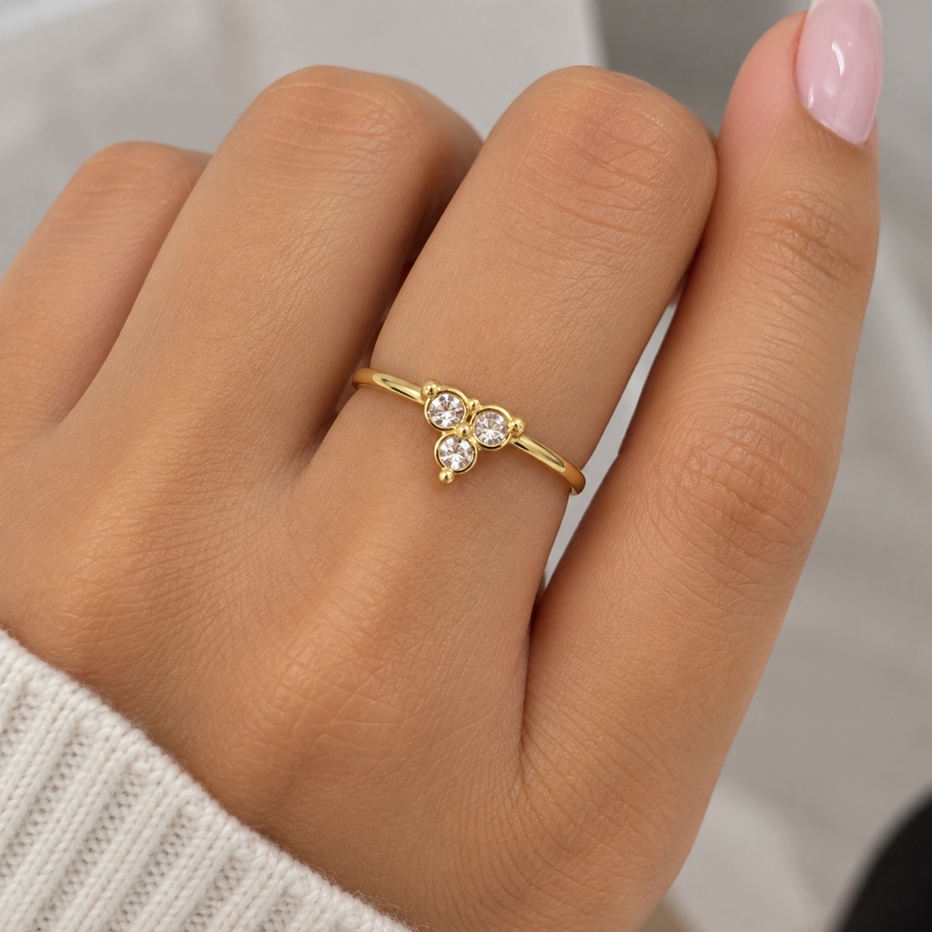 Anillo Trébol De Circones Dorado