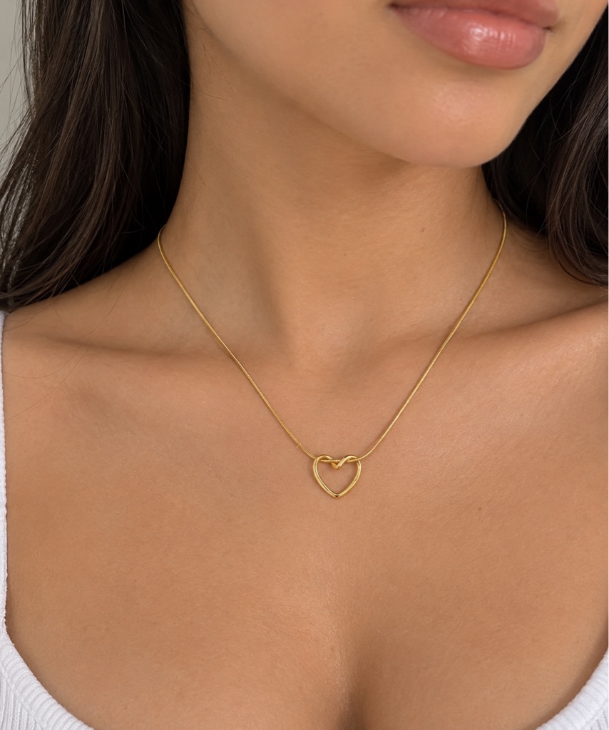 Collar Corazón Sencillo Dorado
