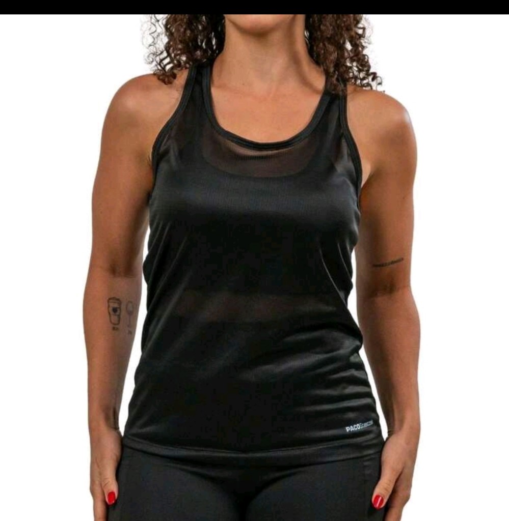 Musculosa negra talle M