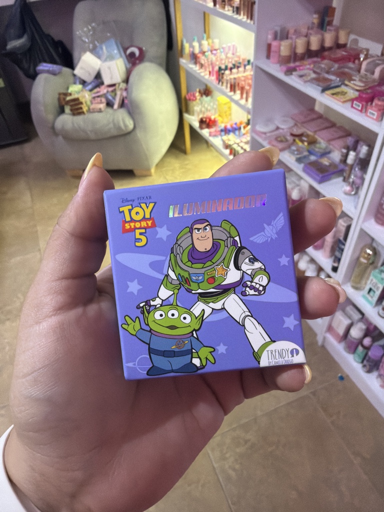 Iluminador morado buzz toy story trendy