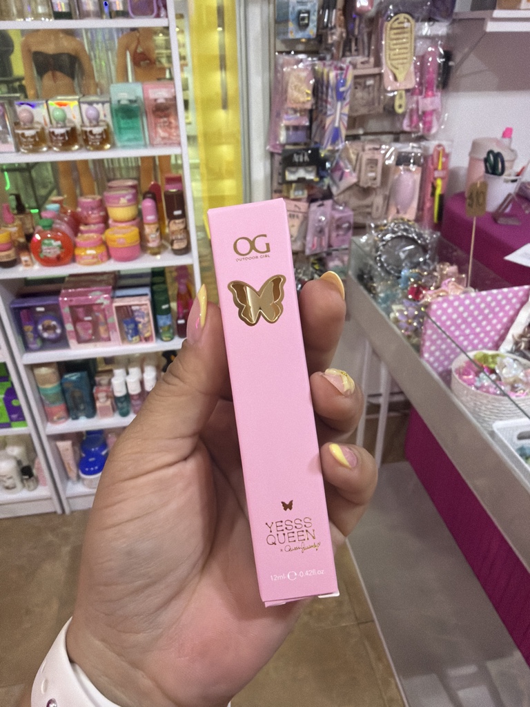 Brillo gloss muakk yess queen og
