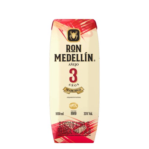 Tetra de ron Medellín 3 años