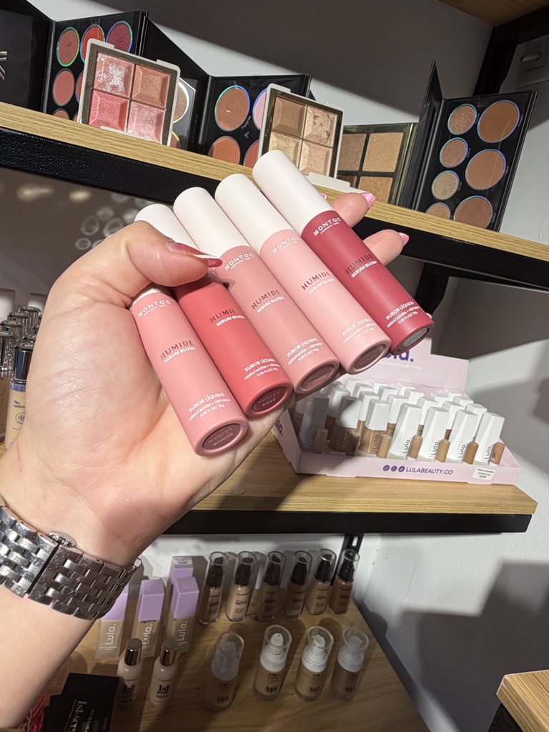 Serum blush humide