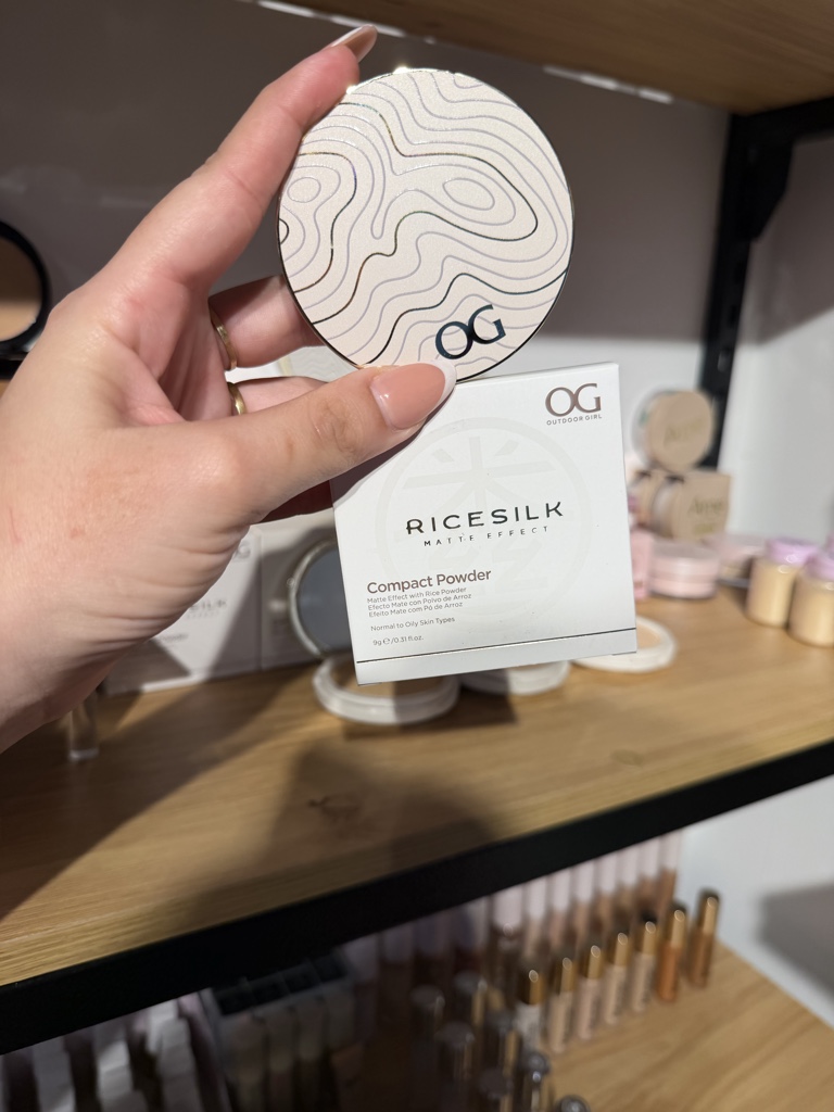 Polvo compacto rice Silk