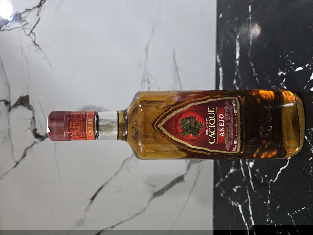 Cacique Añejo 750ml clásica