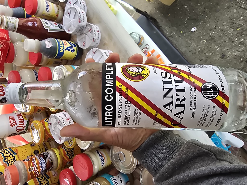 Anis Cartujo litro completo