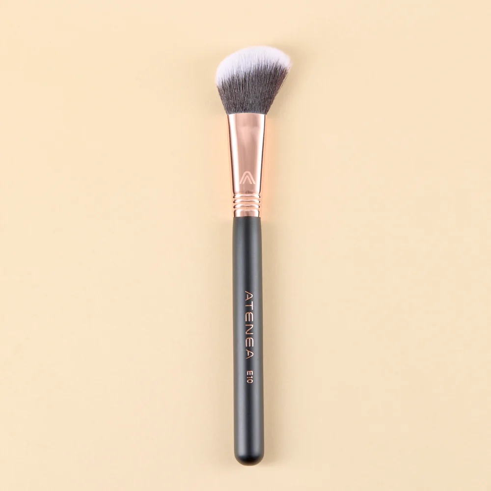 ATENEA. BROCHA PARA RUBOR / CONTORNO - BLACK GOLD 10