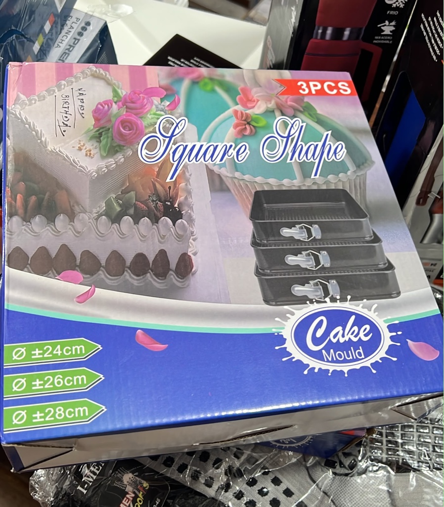 SET DE 3 MOLDES DESMONTABLES CUADRADOS PARA TORTAS