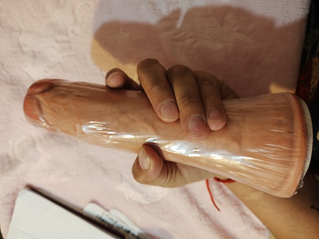 Dildo realista.