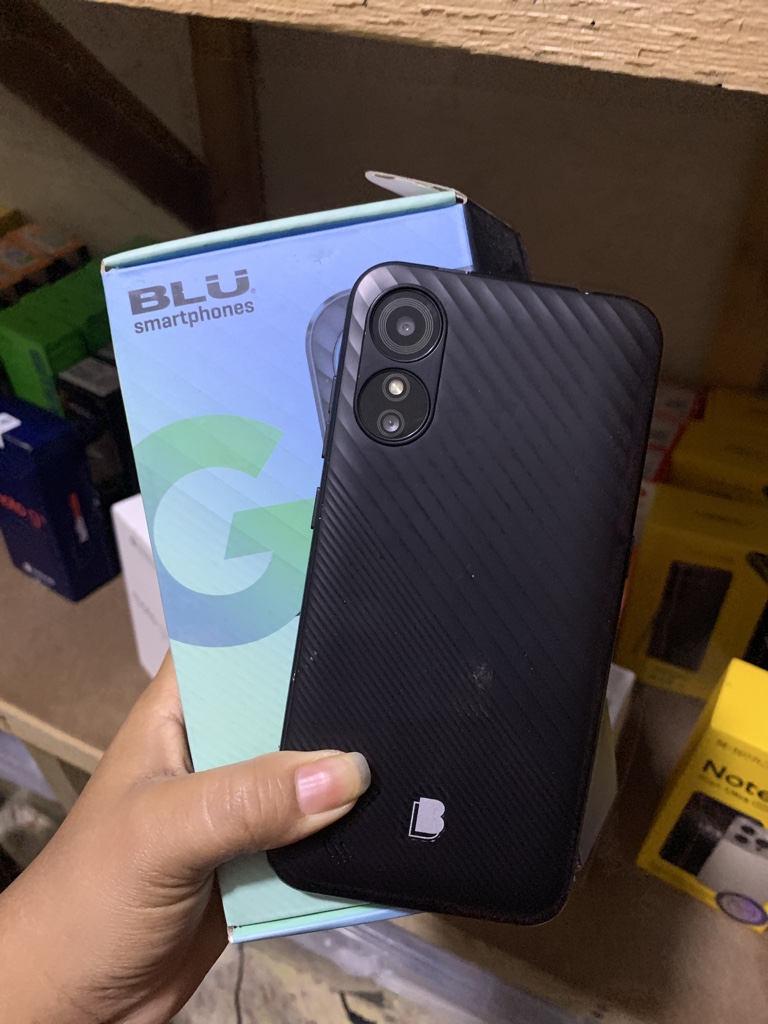 Blu G33