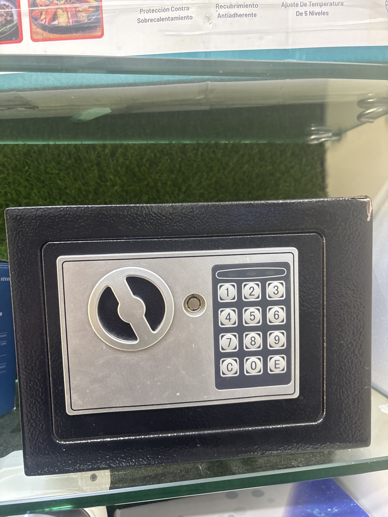 Caja fuerte pequeña