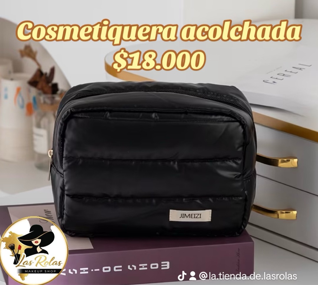Cosmetiquera negra acolchada