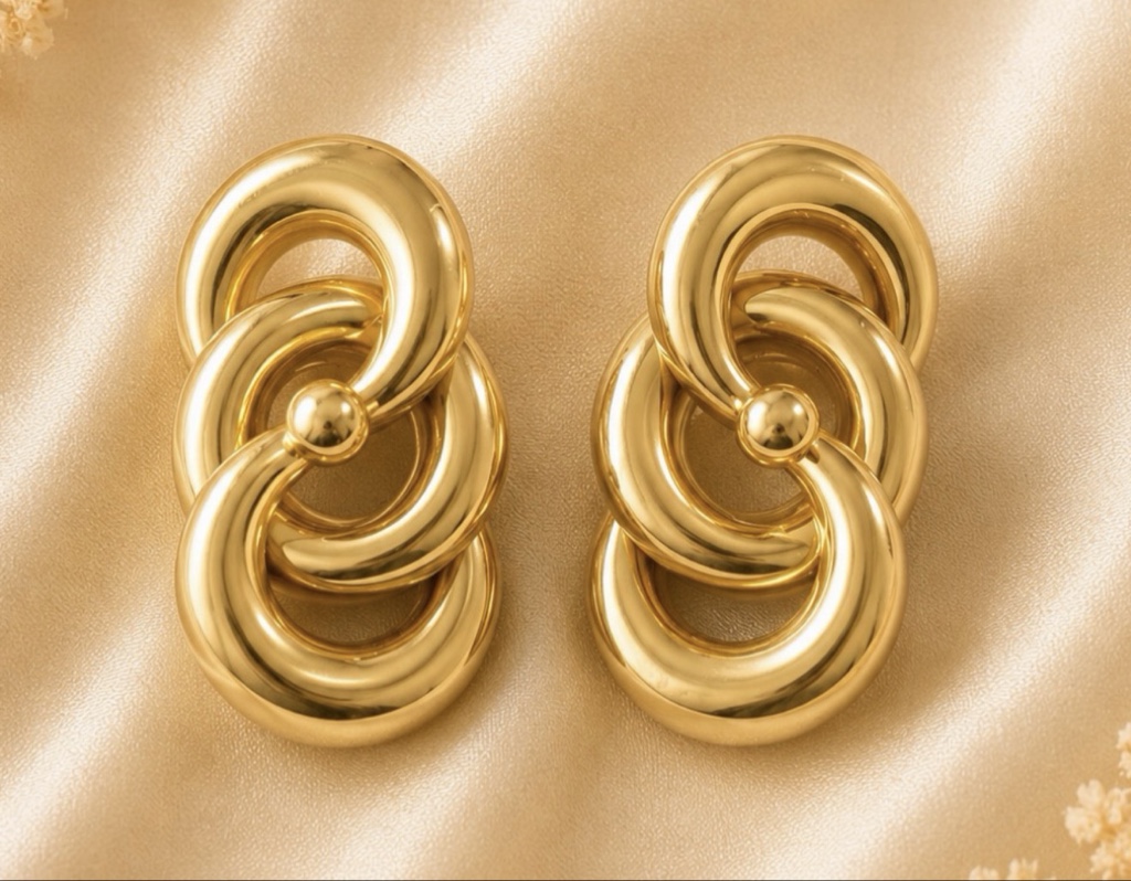 Aretes dorados eslabon