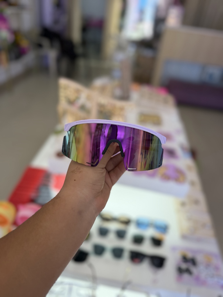 Gafas deportivas espejo lila