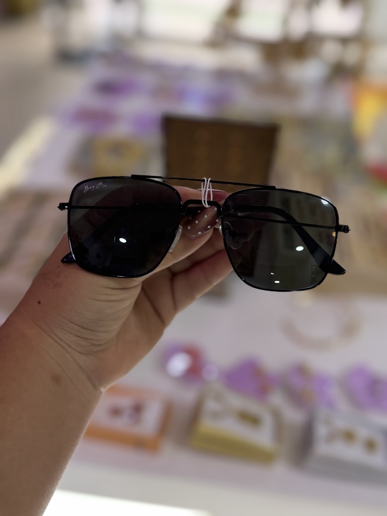 Gafas negras aviador