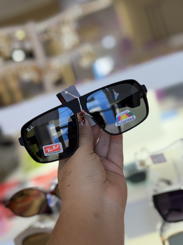 Ray-Ban gafas negras polarizadas para hombre