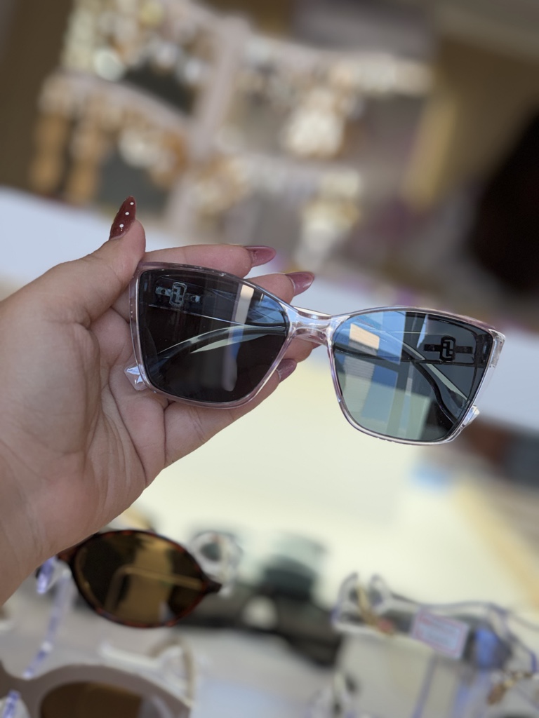 Gafas transparentes oscuras para niñas