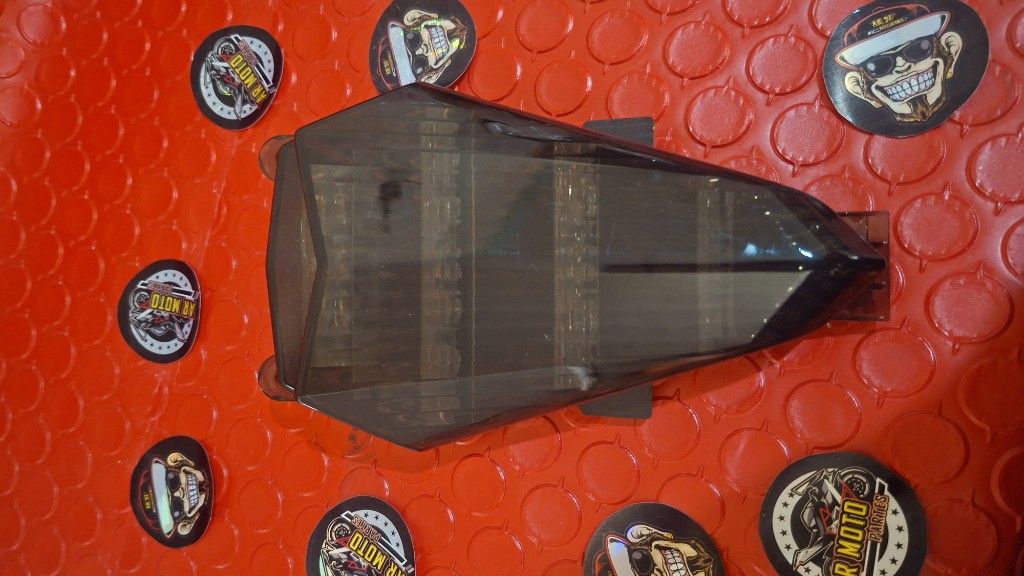 Stop de luz con leds de Yamaha r6r