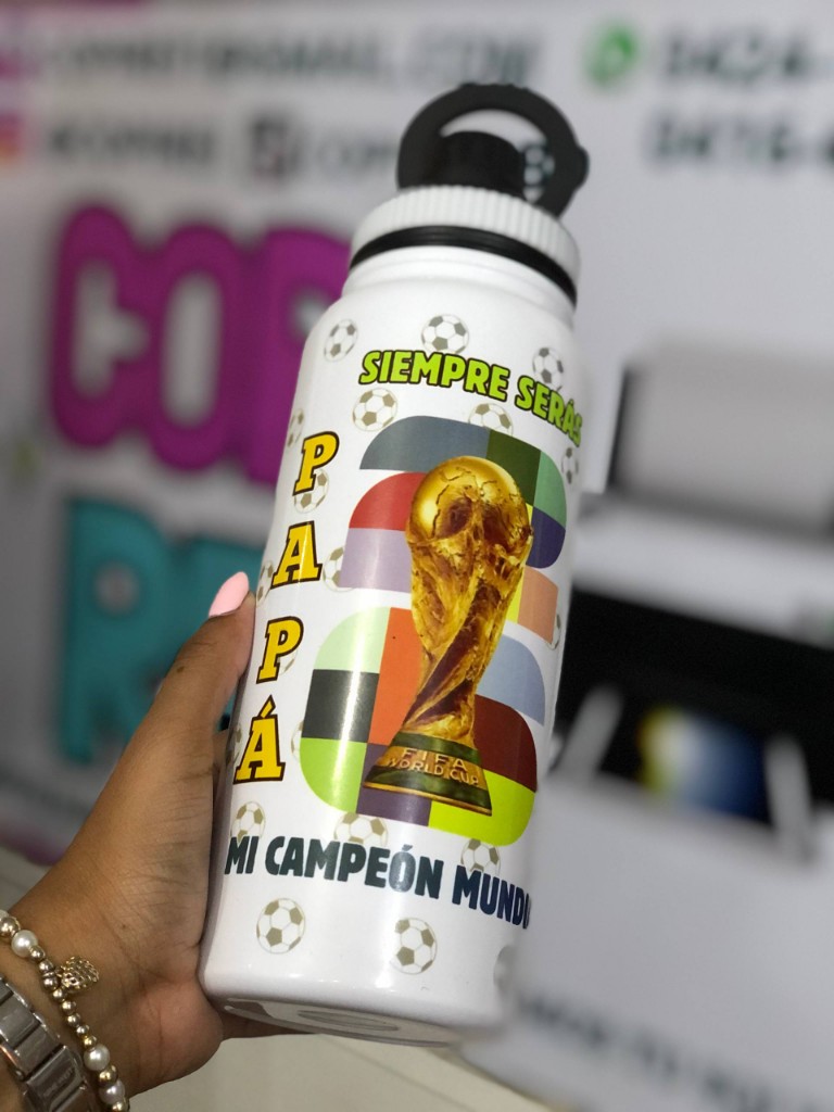 TERMO DE ACERO INOXIDABLE CON TAPA MAGNÉTICA