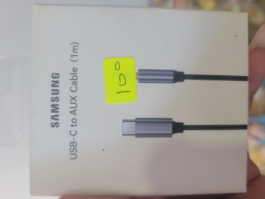 Adaptador de c a AUX