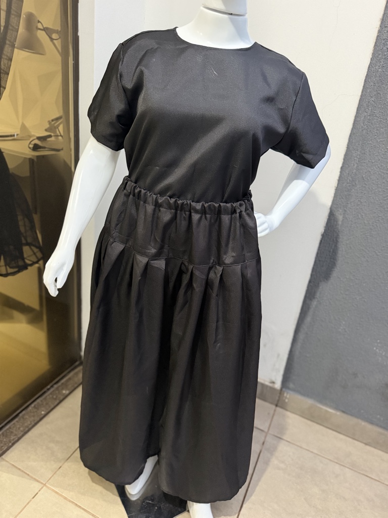 Conjunto Oxford M / Preto- (saia + camisu)