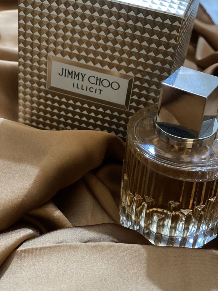 Jimmy Choo Illicit perfume