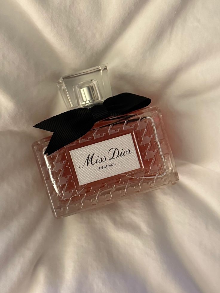 Miss Dior Essence