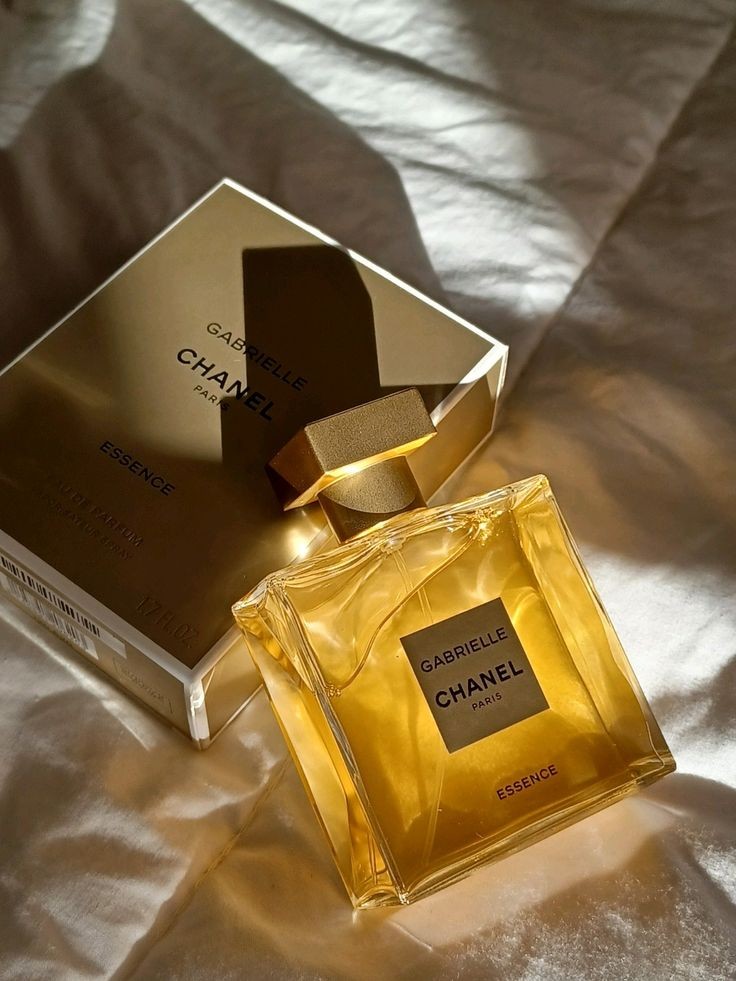 Chanel Gabrielle Essence
