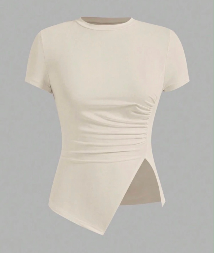 Blusa blanca con abertura