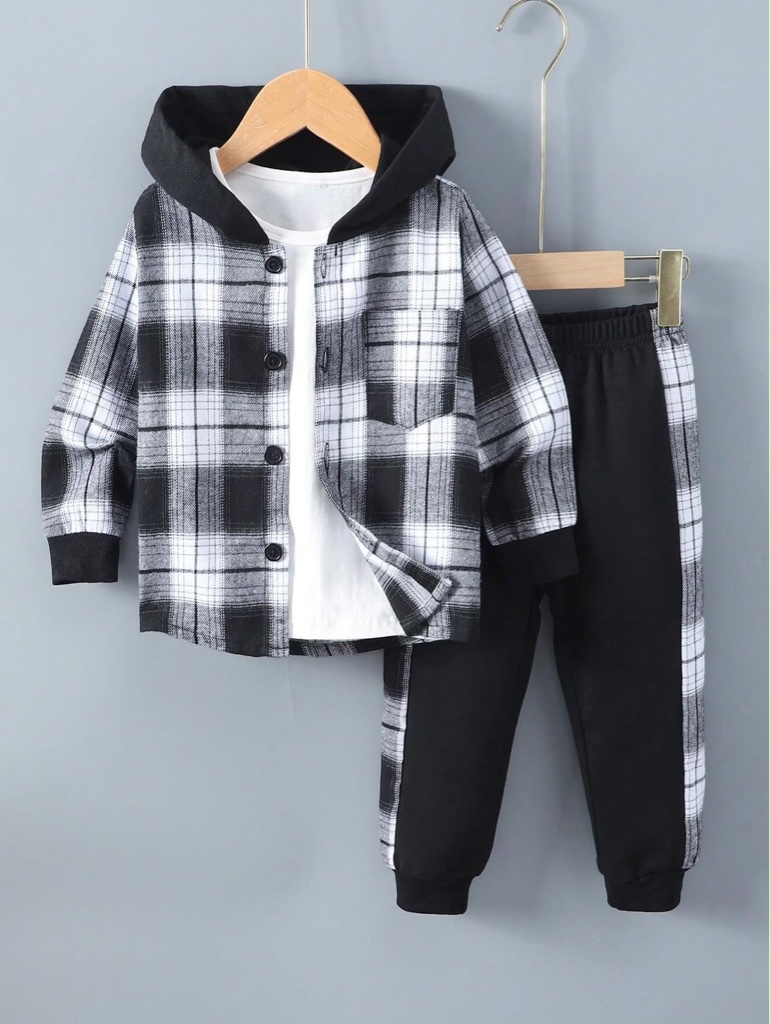 Conjunto cuadriculado negro