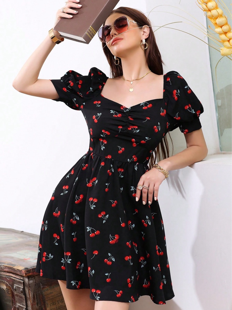 Vestido negro cerezas