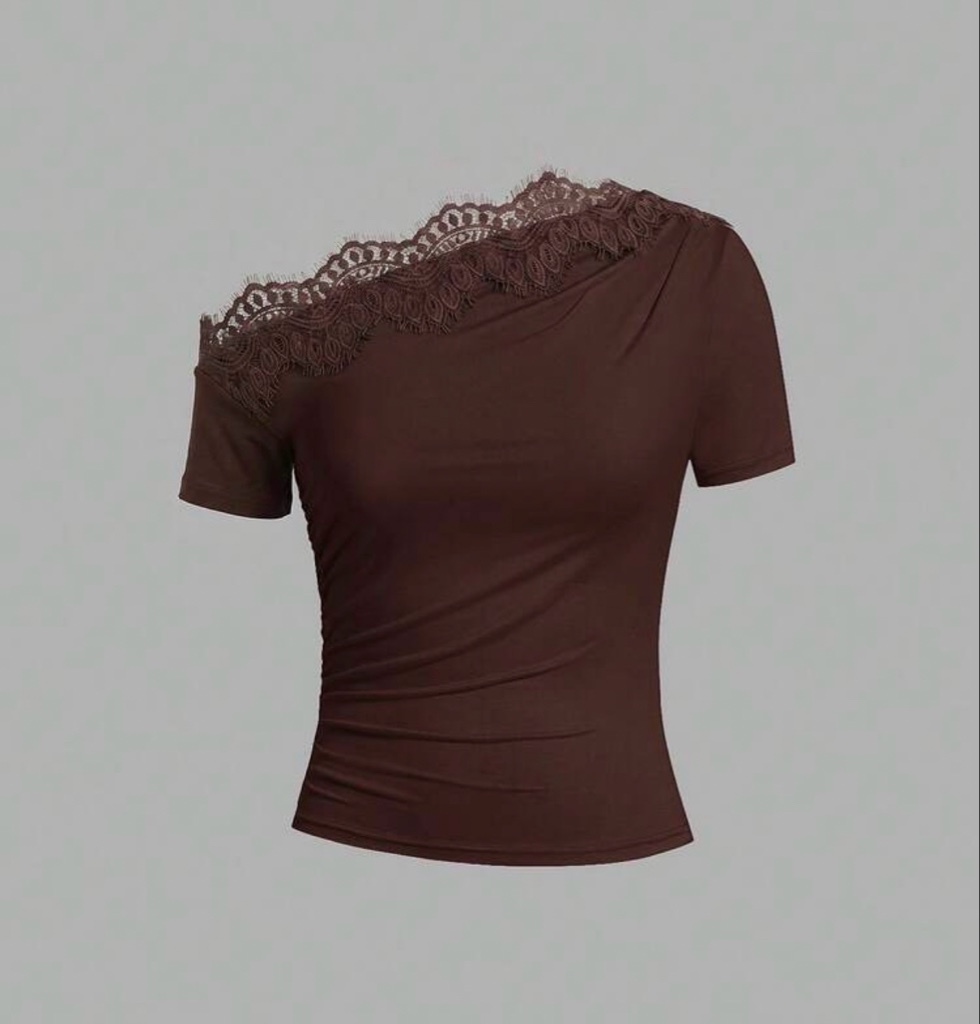 Blusas asimétricas con encaje