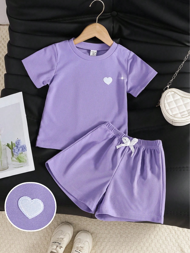 Conjunto lila corazon