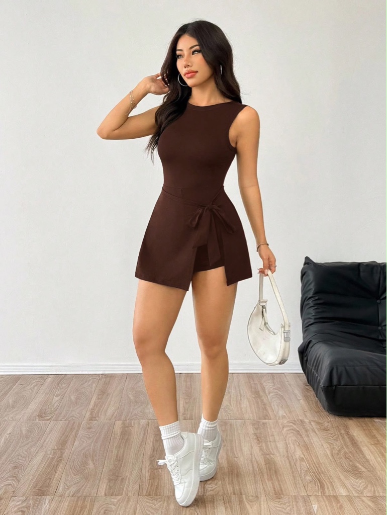 Vestido corto con short café