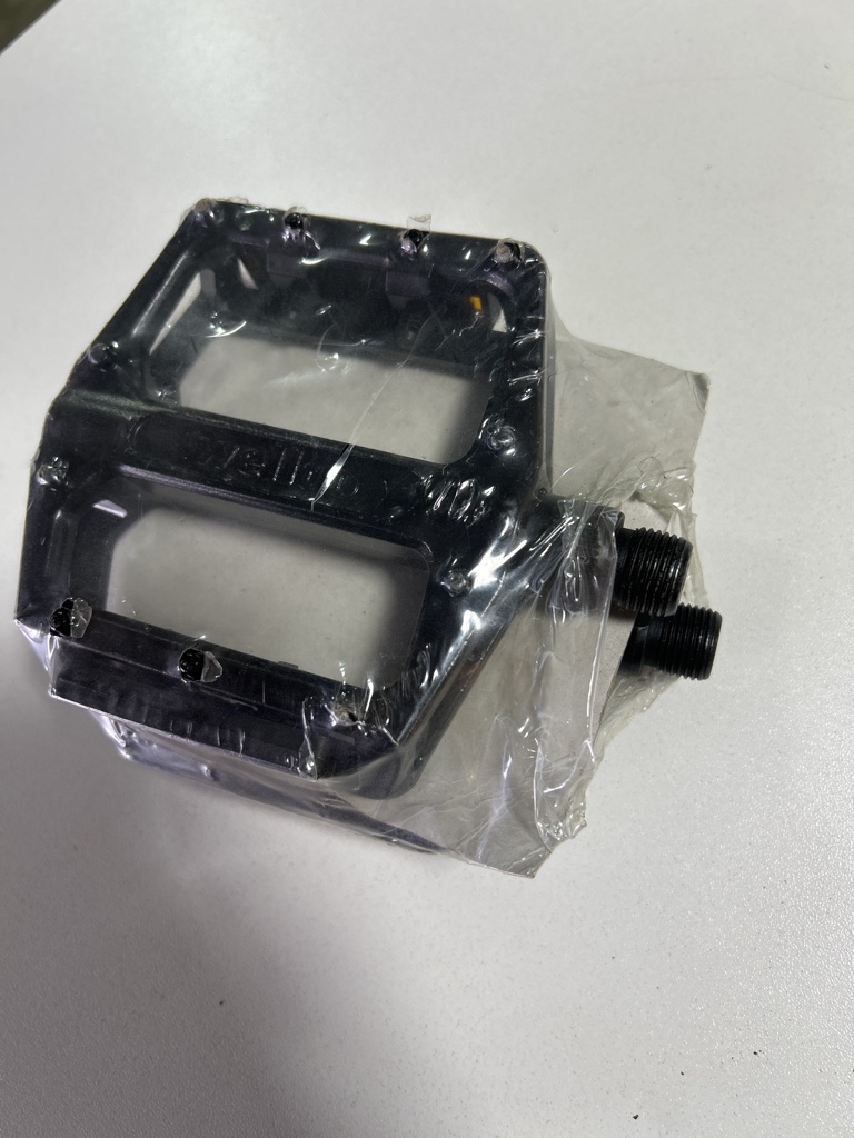 PEDAL WELLGO PLATAFORMA NEGRO 1541