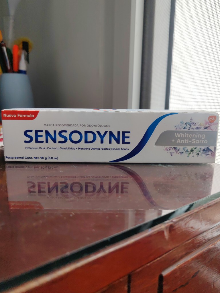 7.3 SENSODYNE WGITENING ANTI-SARRO