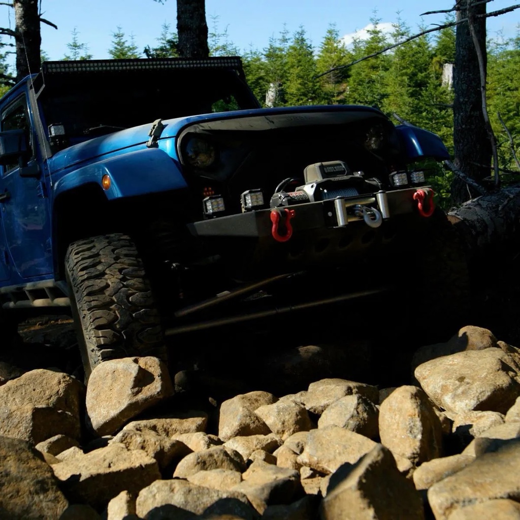 Winch Eléctrico BADLAND ZXR 12.000lbs  de cable de acero