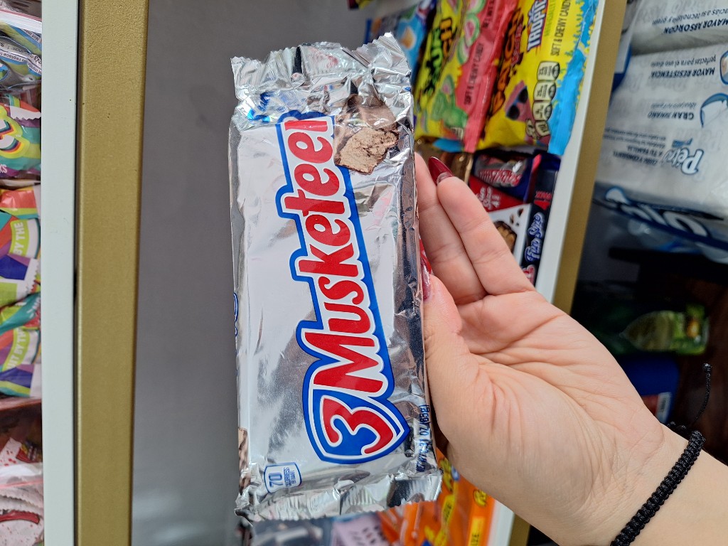 3 Musketeers chocolate